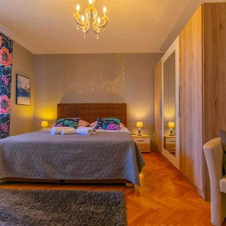 Apartment Lean Makarska